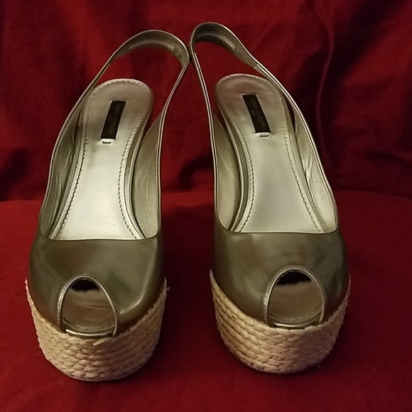 Shoes - Picture 1 of 7